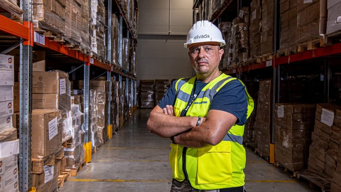 Customs warehousing